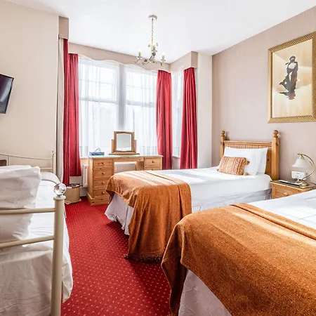 Fox & Hound 3* 米德尔斯伯勒