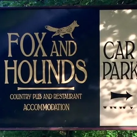 Fox & Hound 酒店 3*