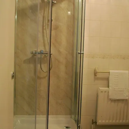 Fox & Hound Hotel 3*