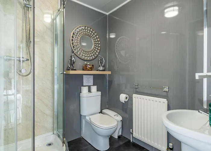 Hotel Fox & Hound 3*